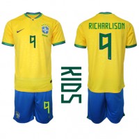 Echipament fotbal Brazilia Richarlison #9 Tricou Acasa Mondial 2022 pentru copii maneca scurta (+ Pantaloni scurti)